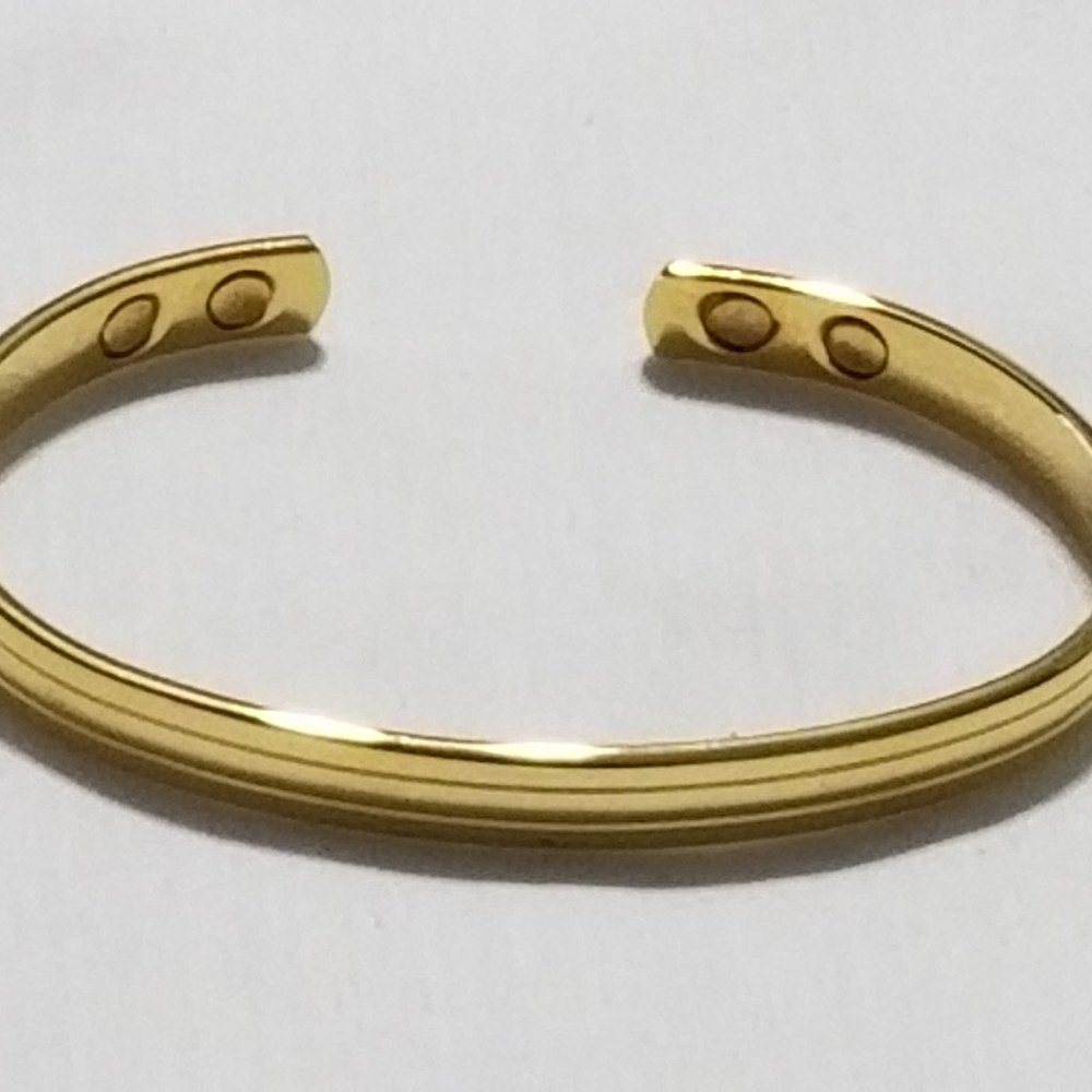 On Track Magnetic Bracelet